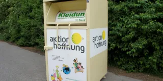 Kleiderbehälter aktion hoffnung